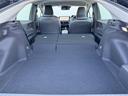 ２列目シートを倒すことによってラゲージスペースが広がり、長い荷物も積みこむことができます！