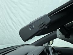 ���ɥ饤�֥쥳�������������Ȳ�����Ͽ���Ƥ��졢��������Τκݤ˳Τ��ʾڵ�ǽ�Ϥ�ȯ�����Ƥ���ޤ��� 4