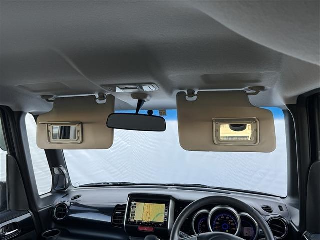 Ｎ－ＢＯＸカスタム Ｇ・Ｌパッケージ　ワンセグ　メモリーナビ　ＤＶＤ再生　バックカメラ　電動スライドドア　ＨＩＤヘッドライト　アイドリングストップ（21枚目）