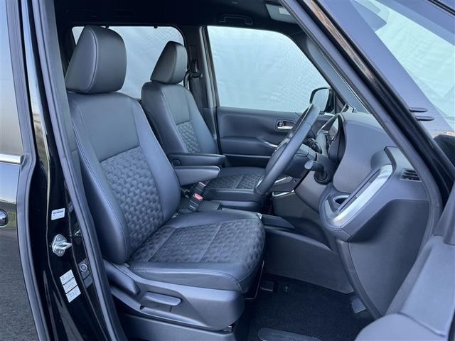 ヴォクシー ハイブリッドＳ－Ｚ　フルセグ　メモリーナビ　ＤＶＤ再生　ミュージックプレイヤー接続可　バックカメラ　衝突被害軽減システム　ＥＴＣ　両側電動スライド　ＬＥＤヘッドランプ　乗車定員７人　３列シート　ワンオーナー　記録簿（25枚目）