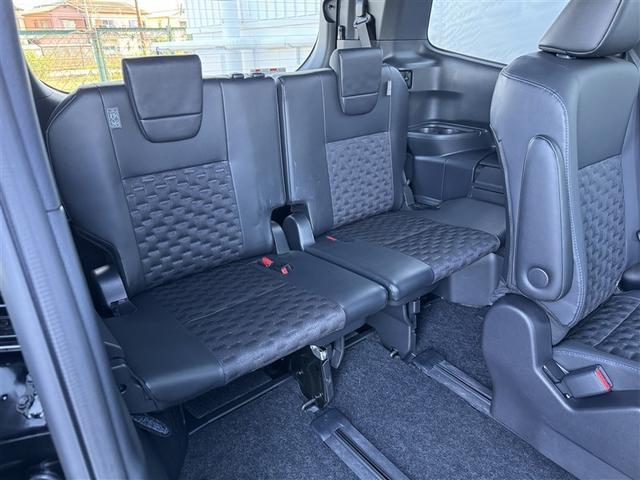 ヴォクシー ハイブリッドＳ－Ｚ　フルセグ　メモリーナビ　ＤＶＤ再生　ミュージックプレイヤー接続可　バックカメラ　衝突被害軽減システム　ＥＴＣ　両側電動スライド　ＬＥＤヘッドランプ　乗車定員７人　３列シート　ワンオーナー　記録簿（28枚目）