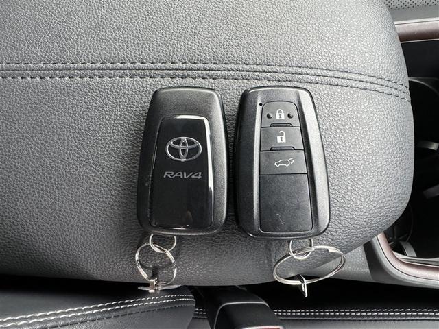 RAV4 G 4WD フルセグ メモリーナビ ミュージックプレイヤー接続可 バックカメラ 衝突被害軽減システム ETC LEDヘッドランプ ワンオーナー(14枚目)
