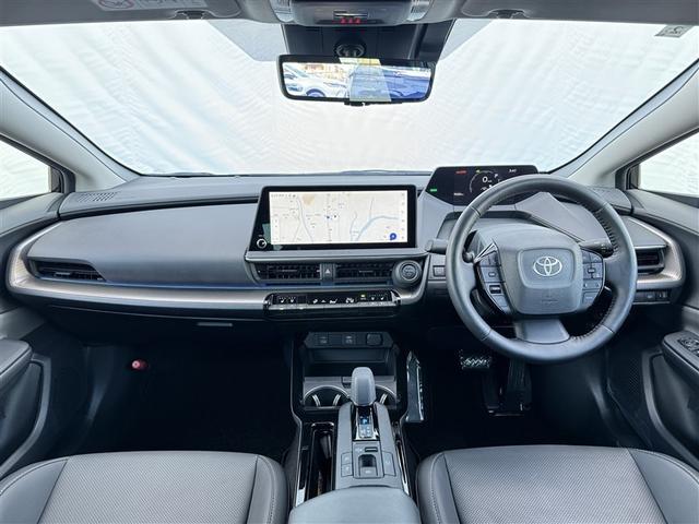 プリウス Ｚ　フルセグ　メモリーナビ　ミュージックプレイヤー接続可　バックカメラ　衝突被害軽減システム　ＥＴＣ　ドラレコ　ＬＥＤヘッドランプ　フルエアロ（4枚目）