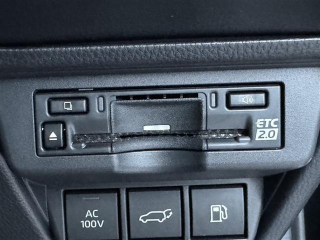 プリウス Ｚ　フルセグ　メモリーナビ　ミュージックプレイヤー接続可　バックカメラ　衝突被害軽減システム　ＥＴＣ　ドラレコ　ＬＥＤヘッドランプ　フルエアロ（8枚目）