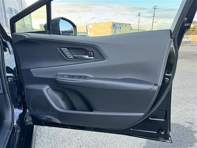 プリウス Ｚ　フルセグ　メモリーナビ　ミュージックプレイヤー接続可　バックカメラ　衝突被害軽減システム　ＥＴＣ　ドラレコ　ＬＥＤヘッドランプ　フルエアロ（33枚目）