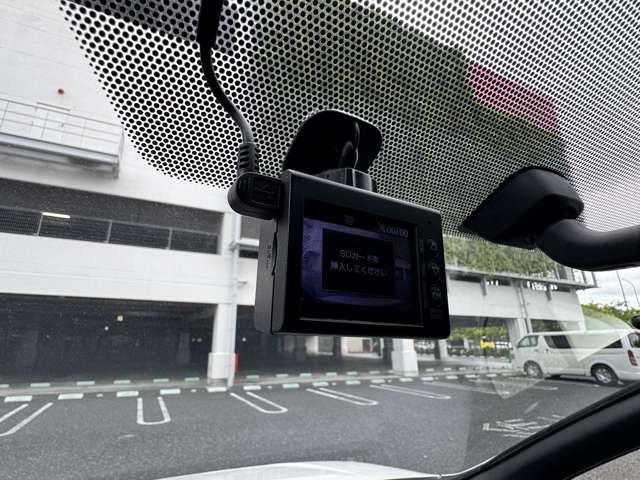 ヴォクシー X バックカメラ/障害物センサー/ETC/ドラレコ(18枚目)