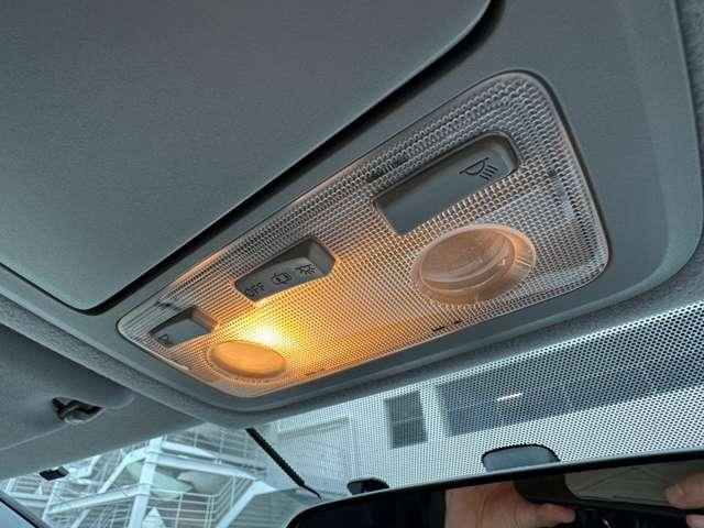 ヴォクシー X バックカメラ/障害物センサー/ETC/ドラレコ(32枚目)