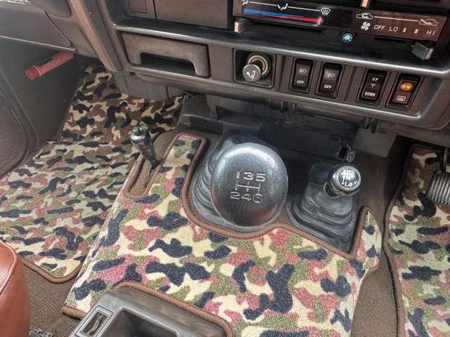 ランドクルーザー60 GX レザーシート/ストラーダナビ/Bluetooth(35枚目)