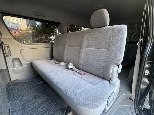 ハイエースバン ロングスーパーGL フロントプロテクター/4型フェイスグリルバンパー/LEDヘッドライト/LEDフォグ/TRDアルミホイール/社外LEDテール/オーバーフェンダー/ETC/AC100V/電格ミラー(17枚目)