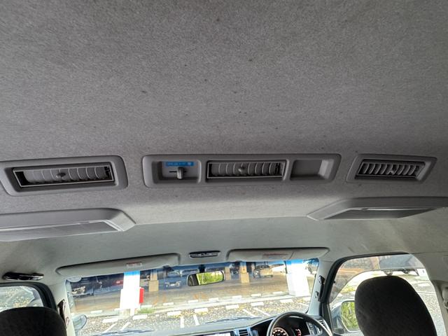 ハイエースバン ロングスーパーGL フロントプロテクター/4型フェイスグリルバンパー/LEDヘッドライト/LEDフォグ/TRDアルミホイール/社外LEDテール/オーバーフェンダー/ETC/AC100V/電格ミラー(32枚目)