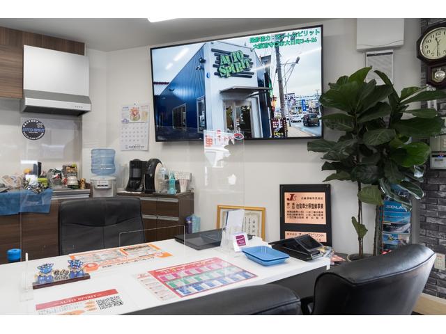 ハイエースバン ロングスーパーGL フロントプロテクター/4型フェイスグリルバンパー/LEDヘッドライト/LEDフォグ/TRDアルミホイール/社外LEDテール/オーバーフェンダー/ETC/AC100V/電格ミラー(71枚目)