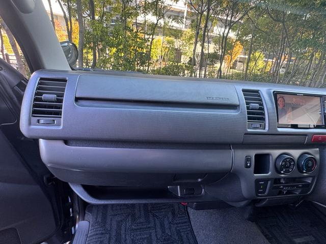 ハイエースバン ロングスーパーGL フリップダウンモニター/社外ナビ/フルセグ/(40枚目)