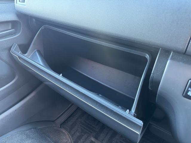 ハイエースバン ロングスーパーGL フリップダウンモニター/社外ナビ/フルセグ/(42枚目)