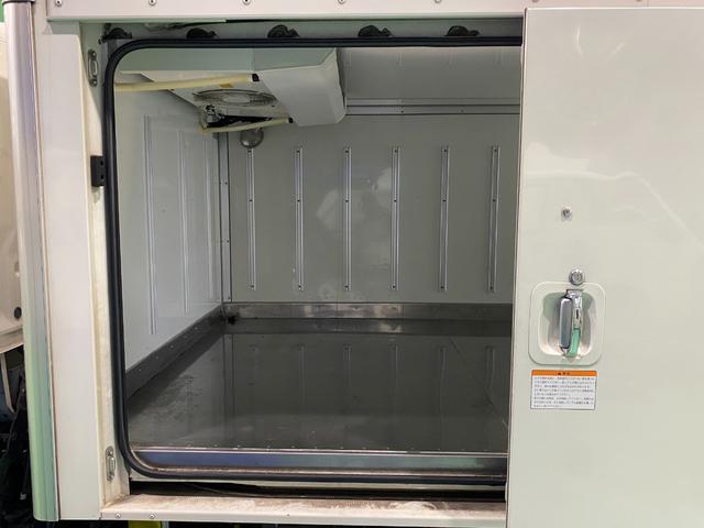 ダイナトラック 　冷蔵冷凍車　設定温度マイナス７℃から３０℃（11枚目）