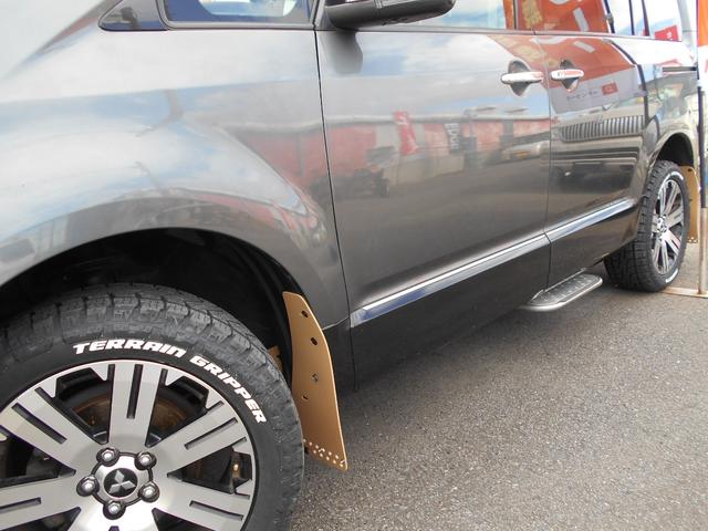 デリカD:5 P 新品モンスタタイヤ(3枚目)