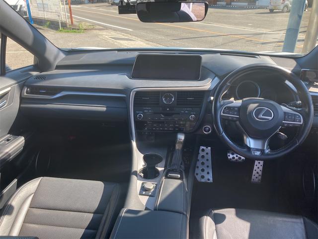 RX RX450h Fスポーツ ワンオーナー/記録簿あり/運転席助手席エアバック/アイドリングストップ/スマートキー/全方位カメラ/革シート/電動格納ミラー/電動リアゲート(21枚目)