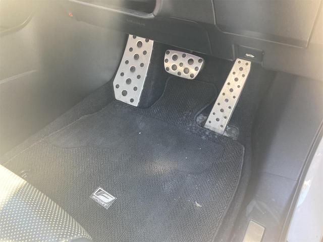 RX RX450h Fスポーツ ワンオーナー/記録簿あり/運転席助手席エアバック/アイドリングストップ/スマートキー/全方位カメラ/革シート/電動格納ミラー/電動リアゲート(26枚目)