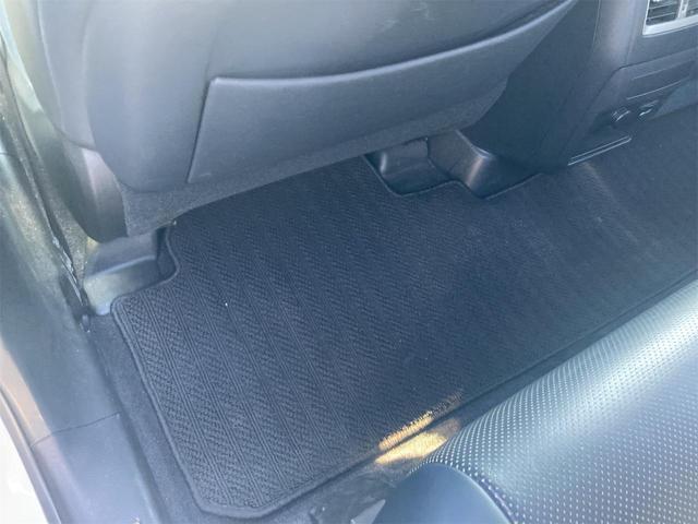 RX RX450h Fスポーツ ワンオーナー/記録簿あり/運転席助手席エアバック/アイドリングストップ/スマートキー/全方位カメラ/革シート/電動格納ミラー/電動リアゲート(42枚目)