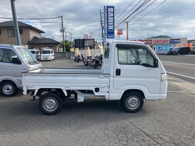 アクティトラック ＳＤＸ　ＡＭ／ＦＭラジオ＋１スピーカー／荷台ランプ／３速ＡＴ／キーレス／パワーステアリング（3枚目）