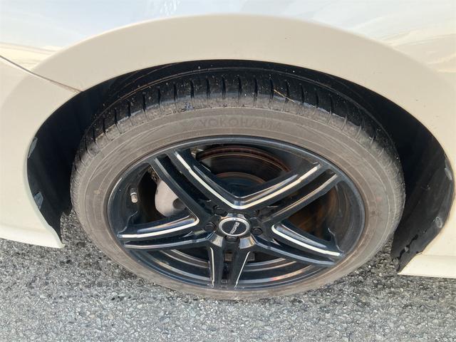 プリウス Ｓ　純正ナビ・Ｂｌｕｅｔｏｏｔｈ接続可・テレビキャンセラー・禁煙車・前後ドライブレコーダー・アイドリングストップ・ＥＴＣ・スマートキー（23枚目）