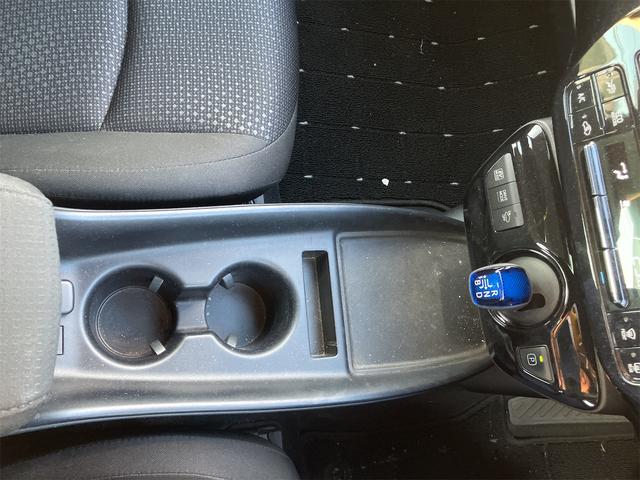 プリウス Ｓ　純正ナビ・Ｂｌｕｅｔｏｏｔｈ接続可・テレビキャンセラー・禁煙車・前後ドライブレコーダー・アイドリングストップ・ＥＴＣ・スマートキー（52枚目）