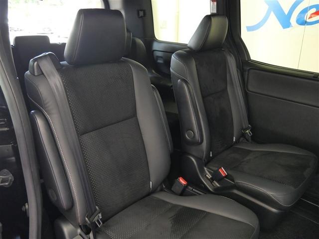 ヴォクシー ZS 煌III フルセグ メモリーナビ DVD再生 ミュージックプレイヤー接続可 バックカメラ 衝突被害軽減システム ETC 両側電動スライド LEDヘッドランプ ウオークスルー 乗車定員7人 3列シート フルエアロ(8枚目)