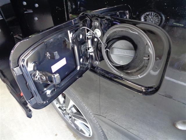 ヴォクシー ZS 煌III フルセグ メモリーナビ DVD再生 ミュージックプレイヤー接続可 バックカメラ 衝突被害軽減システム ETC 両側電動スライド LEDヘッドランプ ウオークスルー 乗車定員7人 3列シート フルエアロ(29枚目)