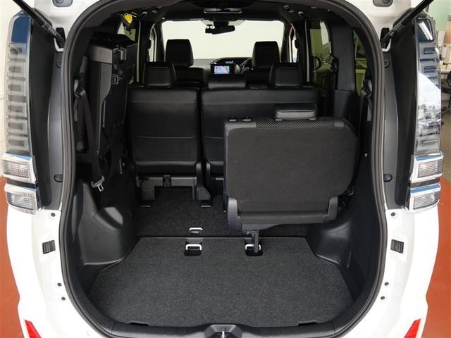 ヴォクシー ZS 煌III フルセグ メモリーナビ DVD再生 ミュージックプレイヤー接続可 後席モニター バックカメラ 衝突被害軽減システム ETC 両側電動スライド LEDヘッドランプ 乗車定員8人 3列シート ワンオーナー(12枚目)