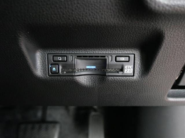 シエンタ Ｚ　フルセグ　メモリーナビ　ミュージックプレイヤー接続可　衝突被害軽減システム　ＥＴＣ　ドラレコ　両側電動スライド　ＬＥＤヘッドランプ　ウオークスルー　乗車定員７人　３列シート　ワンオーナー（16枚目）