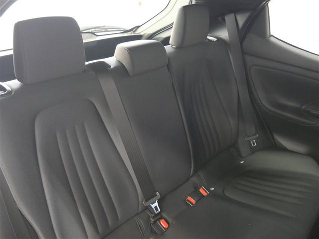 ヤリス G ミュージックプレイヤー接続可 バックカメラ 衝突被害軽減システム ETC ワンオーナー(8枚目)