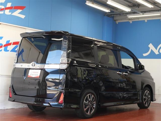 ヴォクシー ＺＳ　煌ＩＩＩ　フルセグ　メモリーナビ　ＤＶＤ再生　ミュージックプレイヤー接続可　バックカメラ　衝突被害軽減システム　ＥＴＣ　ドラレコ　両側電動スライド　ＬＥＤヘッドランプ　ウオークスルー　乗車定員８人　３列シート（5枚目）