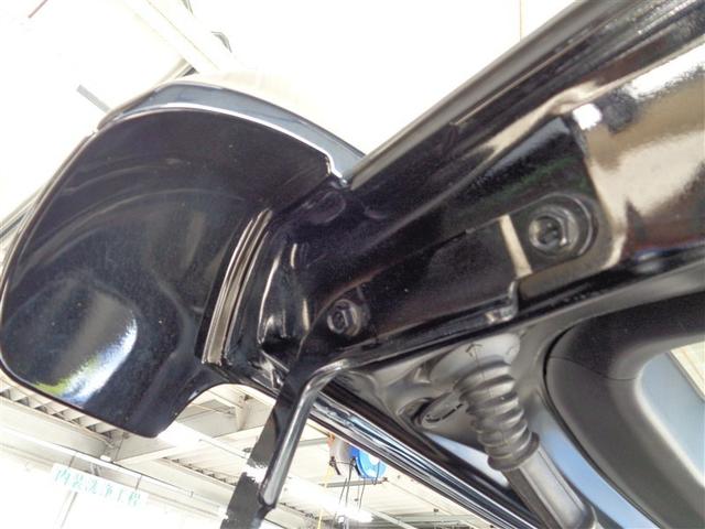 ヴォクシー ＺＳ　煌ＩＩＩ　フルセグ　メモリーナビ　ＤＶＤ再生　ミュージックプレイヤー接続可　バックカメラ　衝突被害軽減システム　ＥＴＣ　ドラレコ　両側電動スライド　ＬＥＤヘッドランプ　ウオークスルー　乗車定員８人　３列シート（28枚目）