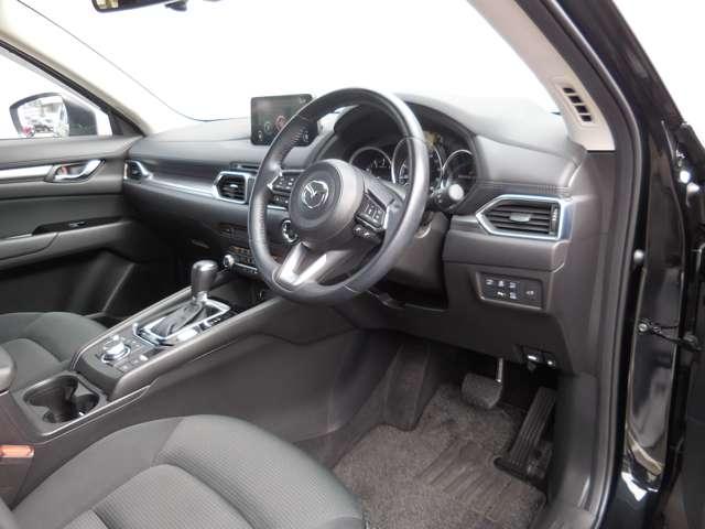 CX-5 20Sプロアクティブ ワンオーナー 衝突被害軽減ブレーキ ナビゲーション フルセグTV CD/DVD 360度カメラ レーダークルーズコントロール ETC ドライブレコーダー パワーシート パワーリアゲート(3枚目)