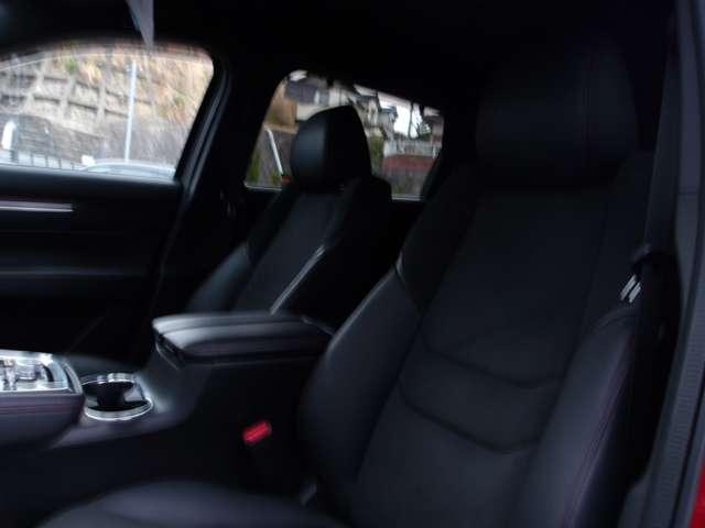 �������̗L��V�[�g�͍���S�n�����Ŗ����A���������̐l�̎p���ɂ��C��t���Ă���A�����b�N�X���o����p���ɂȂ�܂�