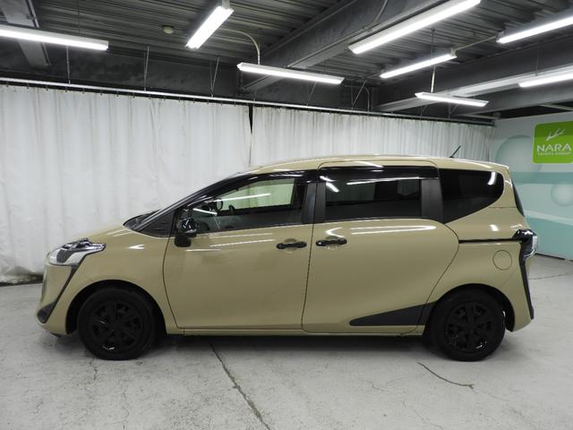 シエンタ Ｇ　グランパー　メモリーナビ・フルセグ・ドラレコ・両側電動スライドドア・ＬＥＤヘッドランプ・スマートキー・ワンオーナー（9枚目）