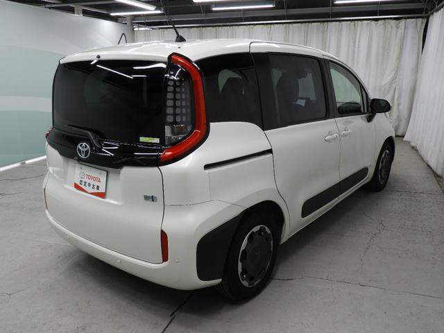 シエンタ ハイブリッドZ ディスプレイオーディオ・フルセグ・ドラレコ・両側電動スライドドア・LEDヘッドランプ・スマートキー(6枚目)