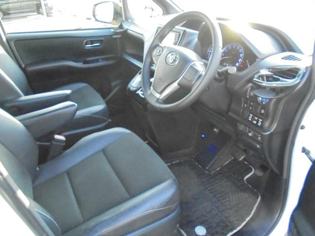 ノア ハイブリッドSi ダブルバイビー メモリーナビ・フルセグ・両側電動スライド・純正アルミホイール・スマートキー・ワンオーナー(14枚目)