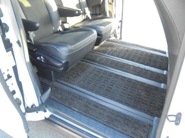 ノア ハイブリッドSi ダブルバイビー メモリーナビ・フルセグ・両側電動スライド・純正アルミホイール・スマートキー・ワンオーナー(31枚目)