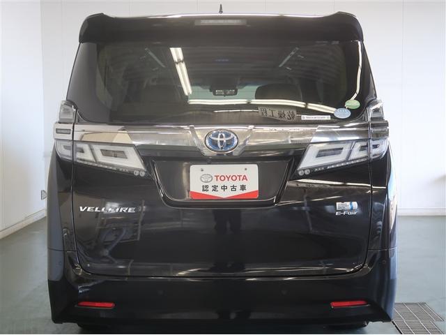 ヴェルファイアハイブリッド Ｖ　Ｌエディション　地デジ　Ｂカメラ　ＬＥＤ　本革　サンルーフ　クルコン　ワンオーナー　衝突軽減　両側電動ドア　１００Ｖ電源　ＤＶＤ再生　メモリーナビ　４ＷＤ　ＥＴＣ　スマートキー　３列シート　アルミホイール　寒冷地仕様（5枚目）