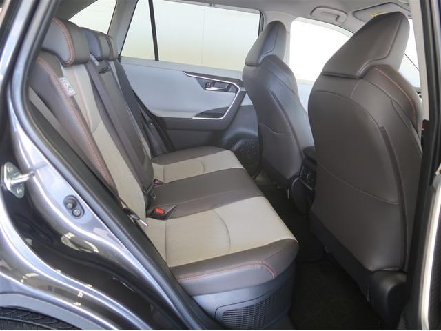 RAV4 ハイブリッドアドベンチャー LEDヘッドライト エアバッグ ABS 衝突軽減システム クルーズコントロール アルミホイール 横滑り防止 キーレス 盗難防止装置 ミュージックプレイヤー接続可 メモリーナビ ドライブレコーダー ナビ(28枚目)