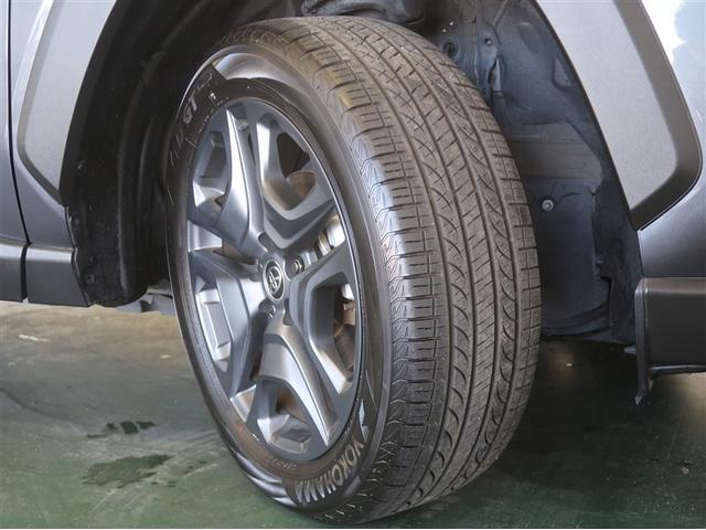 RAV4 ハイブリッドアドベンチャー LEDヘッドライト エアバッグ ABS 衝突軽減システム クルーズコントロール アルミホイール 横滑り防止 キーレス 盗難防止装置 ミュージックプレイヤー接続可 メモリーナビ ドライブレコーダー ナビ(33枚目)