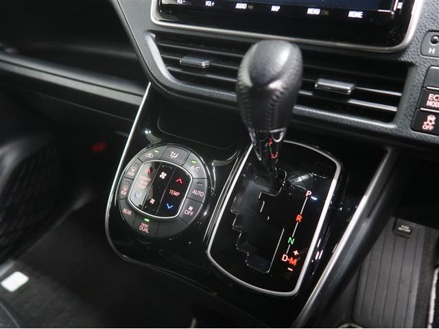 ヴォクシー ZS 煌III プリクラッシュ スマートキ アイスト DVD再生機能 横滑り防止装置 ナビTV アルミ 三列シート WAC 盗難防止 オートエアコン キーレス ETC装備 パワステ メモリナビ クルコン ABS(26枚目)