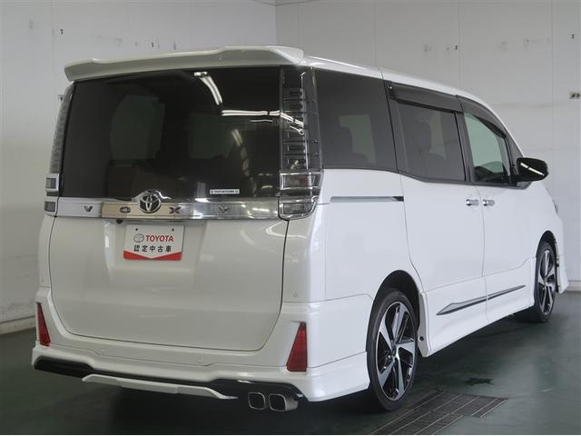 ヴォクシー ZS 煌II スマートキー・プッシュスタート バックガイドモニター セキュリティアラーム 両側パワスラドア 1オーナー ETC車載器 地デジテレビ VSC LEDライト 助手席エアバック キーレスエントリー AC(6枚目)