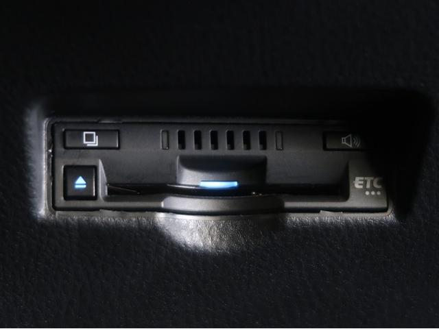 ＥＴＣ車載器付きです。高速道路の料金所もスムーズに通過出来ます。