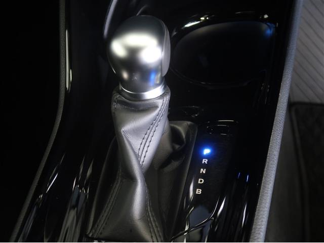 無段変速機（ＣＶＴ）を搭載。有段変速機に存在する「変速ショック」が無いので、スムーズなアクセル操作が可能です♪