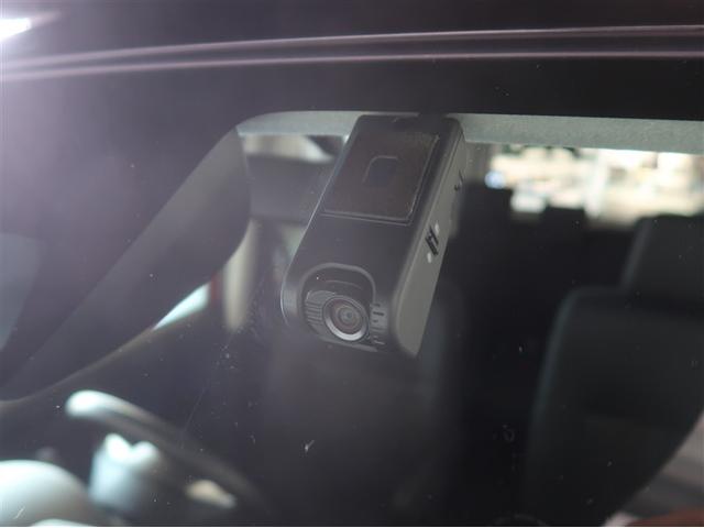 万が一のトラブルの時にも役に立つドライブレコーダーを装備しています。側面衝突や幅寄せ・割り込み対策に！