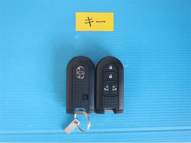 キーを取り出さずにドアを施錠＆解錠。車の始動も可能です。