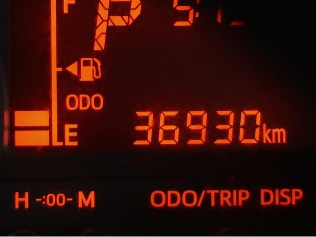 パッソ Ｘ　Ｇパッケージ　Ａストップ　ワンオーナー車　ＤＶＤ　ワンセグ　Ｂカメラ　衝突軽減ブレーキ　ＥＳＣ　イモビライザー　ＥＴＣ　スマートキー　ＬＥＤヘッドライト　メモリーナビ　アルミ　ＡＢＳ　デュアルエアバッグ　ナビ＆ＴＶ（10枚目）