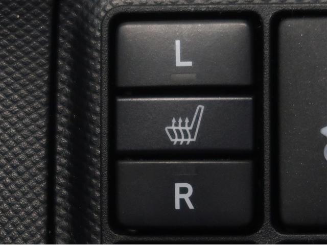 アクア Ｓスタイルブラック　ＡＵＸ端子　ＥＣＯモード　バックモニタ－　ナビＴＶ　イモビライザー　ＬＥＤライト　スマートキープッシュスタート　１オーナー　ＥＴＣ付き　Ｗエアバッグ　キーフリ　メモリーナビゲーション　ドラレコ付き（18枚目）