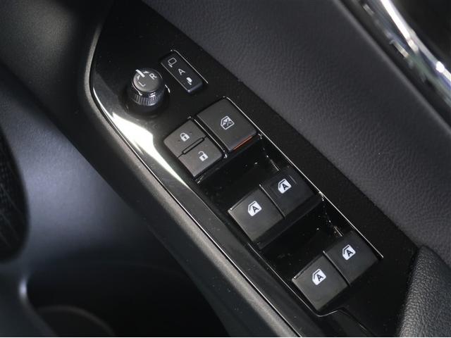 プリウス Sセーフティプラス 衝突回避システム エアロ Bモニター LEDライト クルコン ETC装備 スマートKEY ナビTV イモビライザー 横滑り防止機能 PW カーテンエアバッグ キーレスエントリー オ-トエアコン アルミ(24枚目)